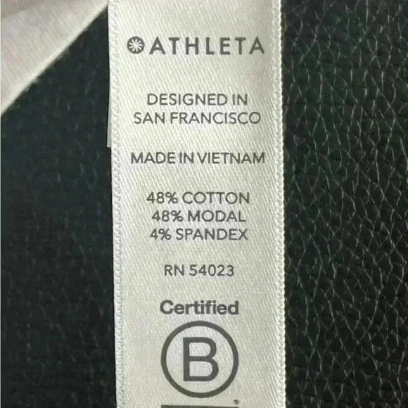 Athleta RISE white cropped tee short sleeve XL - Picture 8 of 8